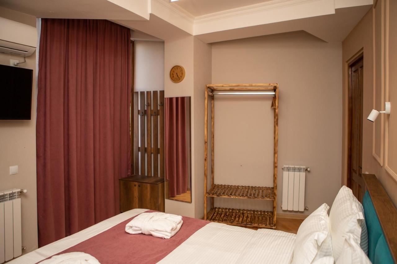 Hotel Legend