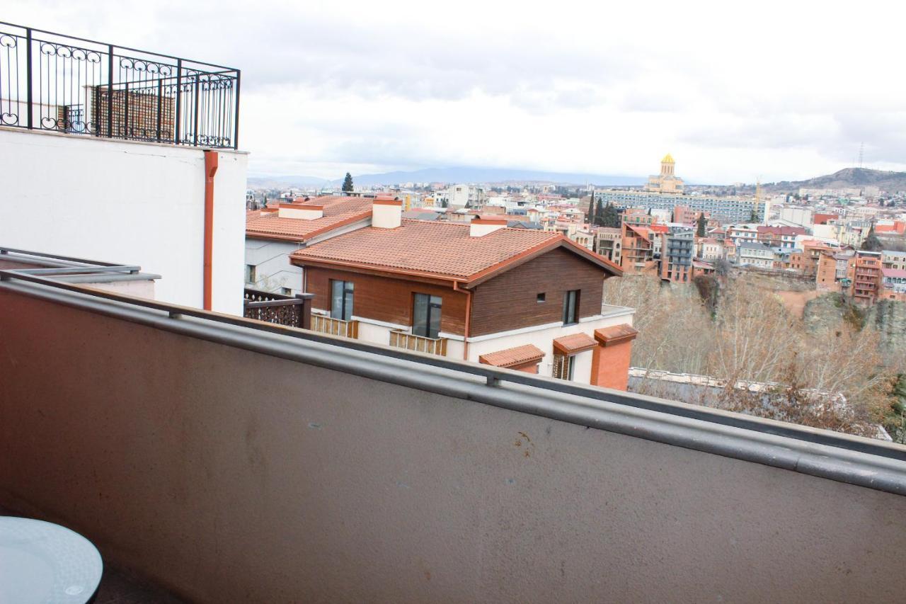 Legend 3* Tbilisi